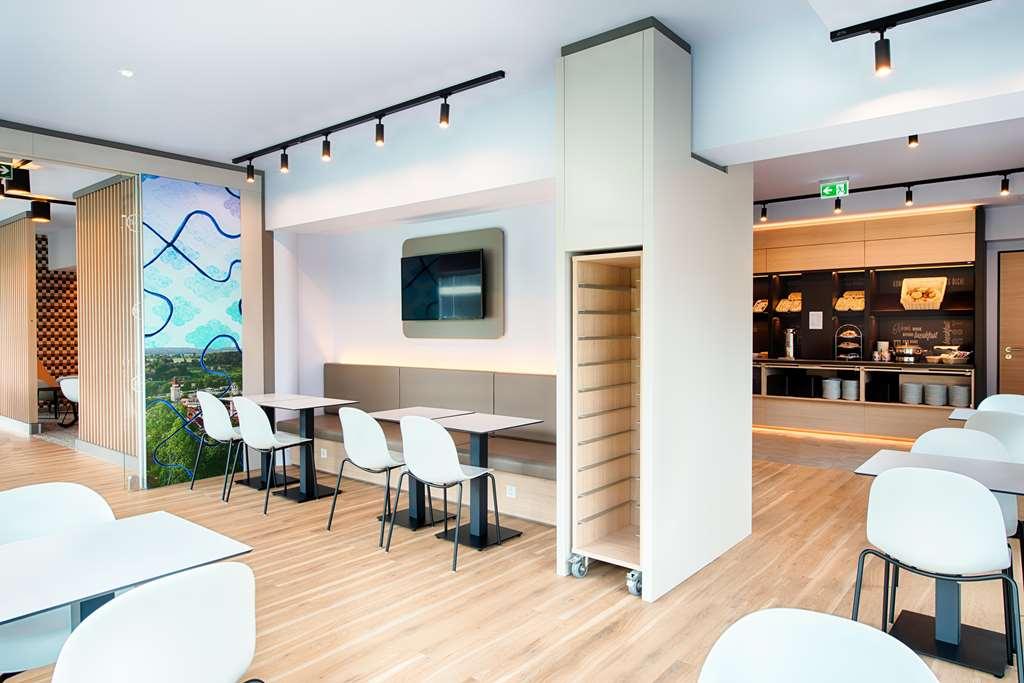 B&B Hotel Ravensburg Seengen Étterem fotó